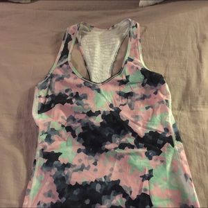 Lululemon tank top